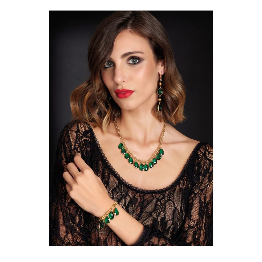 Collana dorata con&nbsp;cristalli