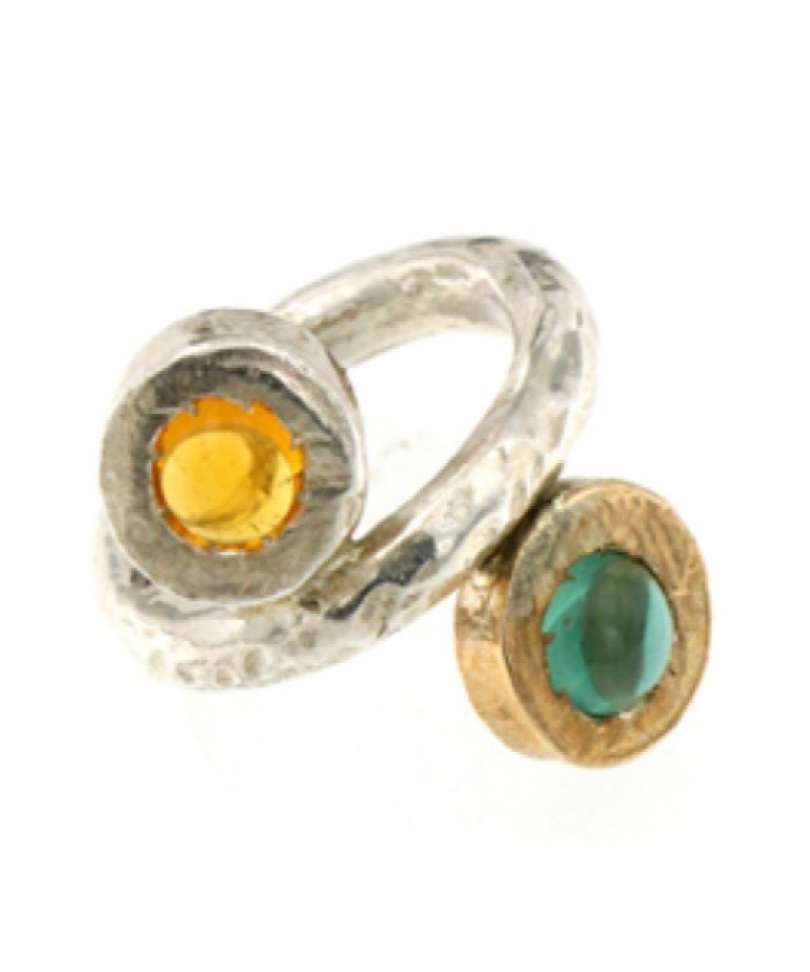 Anello in argento con doppio castone in argento e bronzo e pietre&nbsp;colorate
