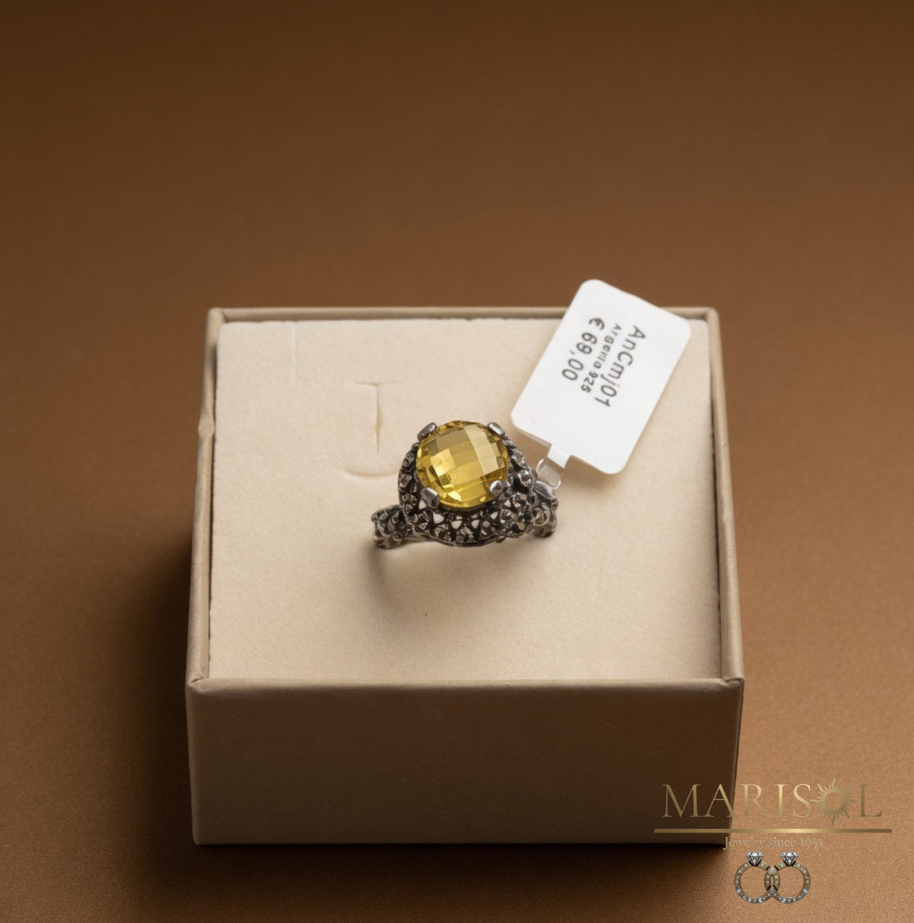 Anello con quarzo&nbsp;giallo